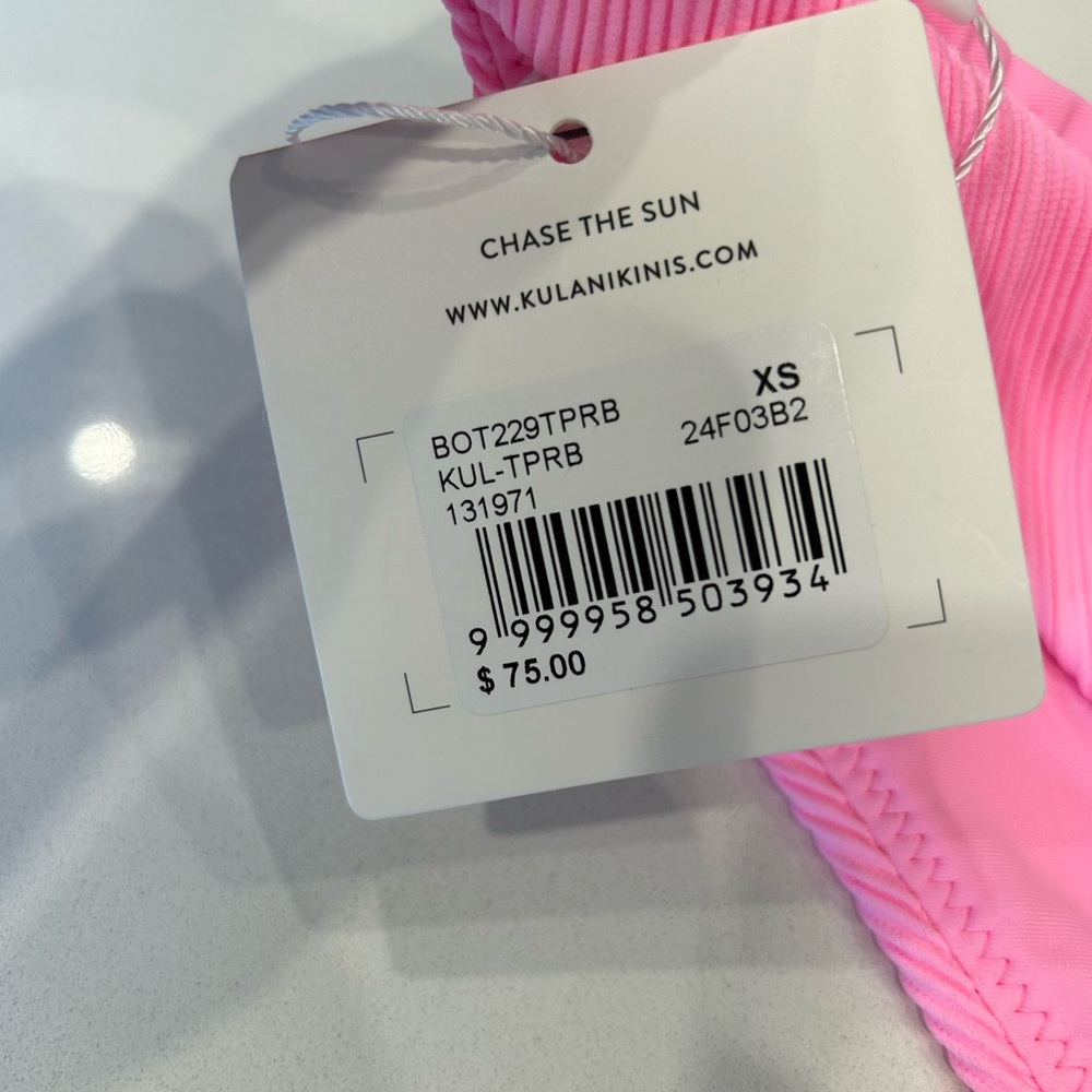 Bikini 🔥SOLD🔥 - Picture 5 of 9